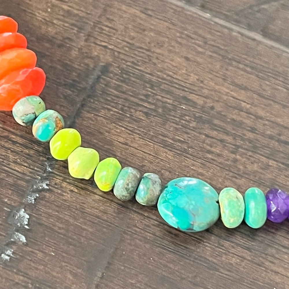 16-18” Multicolor semiprecious Gemstone Beaded Necklace - Picture 6 of 11